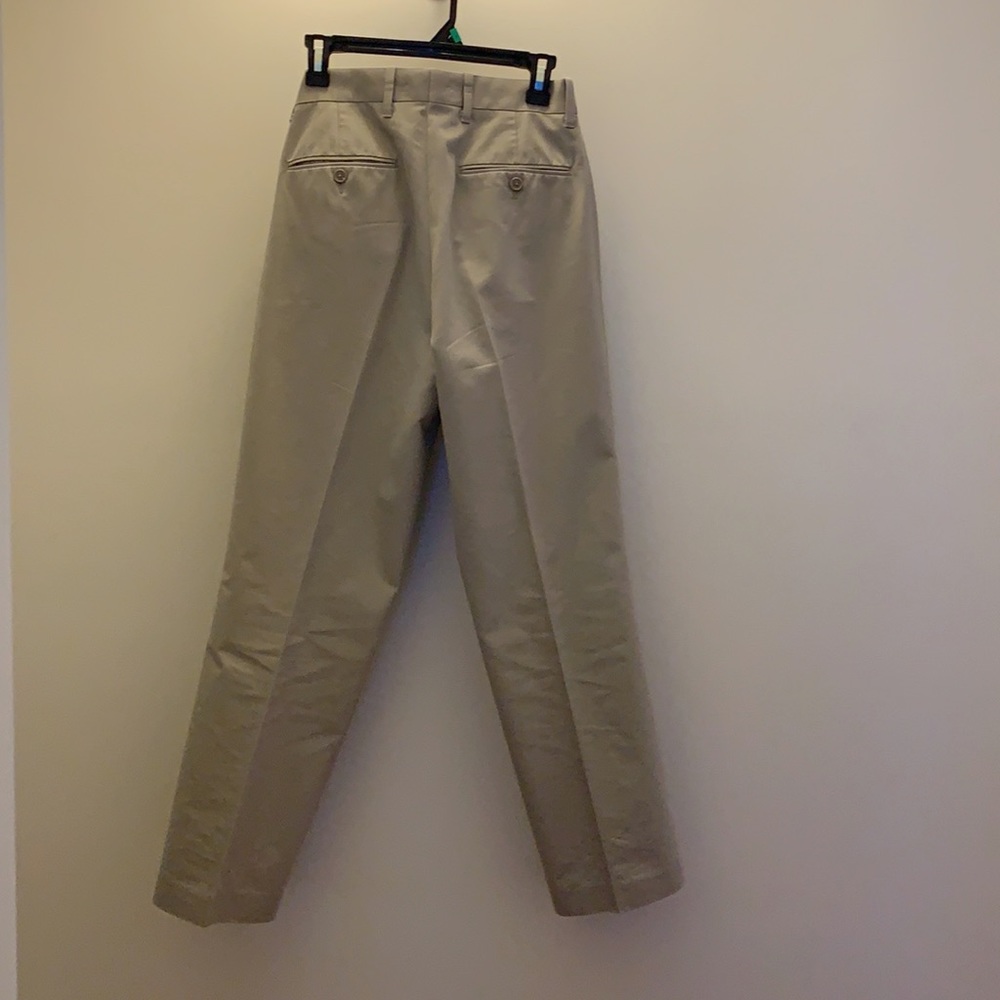 Axist Men Khakis 30x30 - Picture 2 of 3